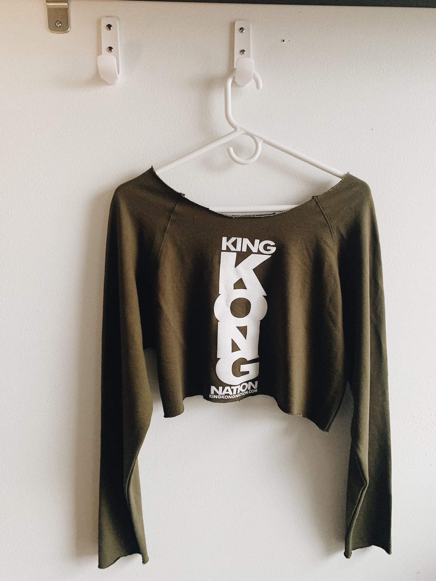 Kong Cropped Sweater - Green